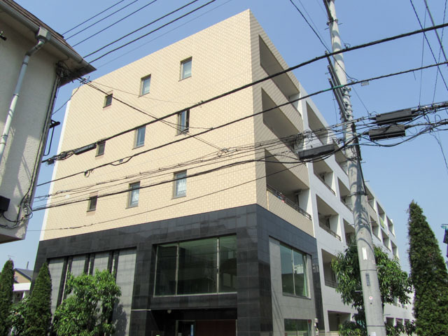 プレジール新宿大久保